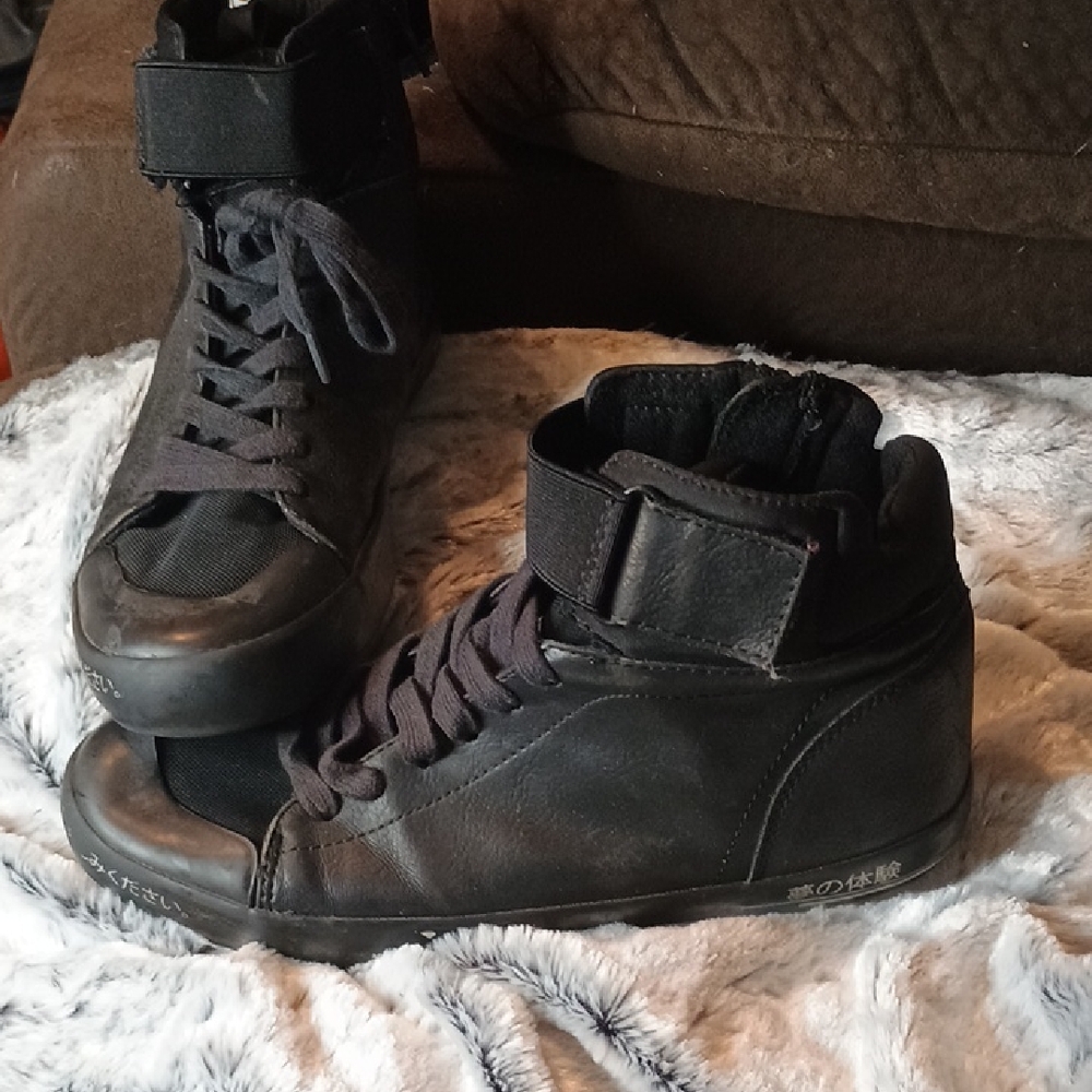 Zara Black Sneakers with Rugged Design